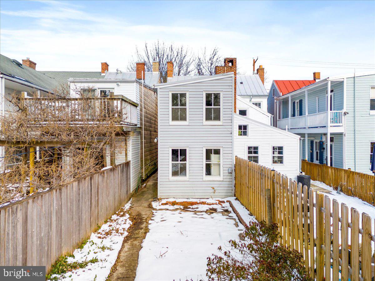 116 W FOURTH STREET