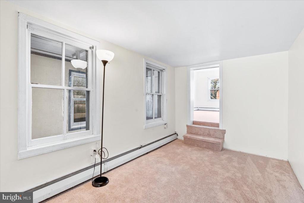 116 W FOURTH STREET