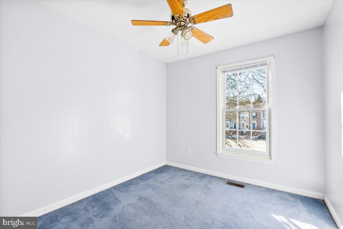 214 MOSER CIRCLE