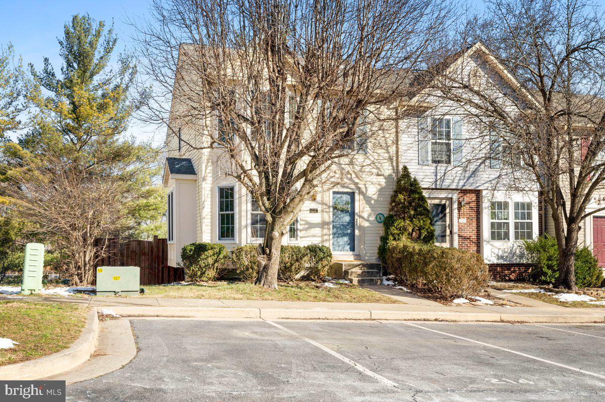 214 MOSER CIRCLE
