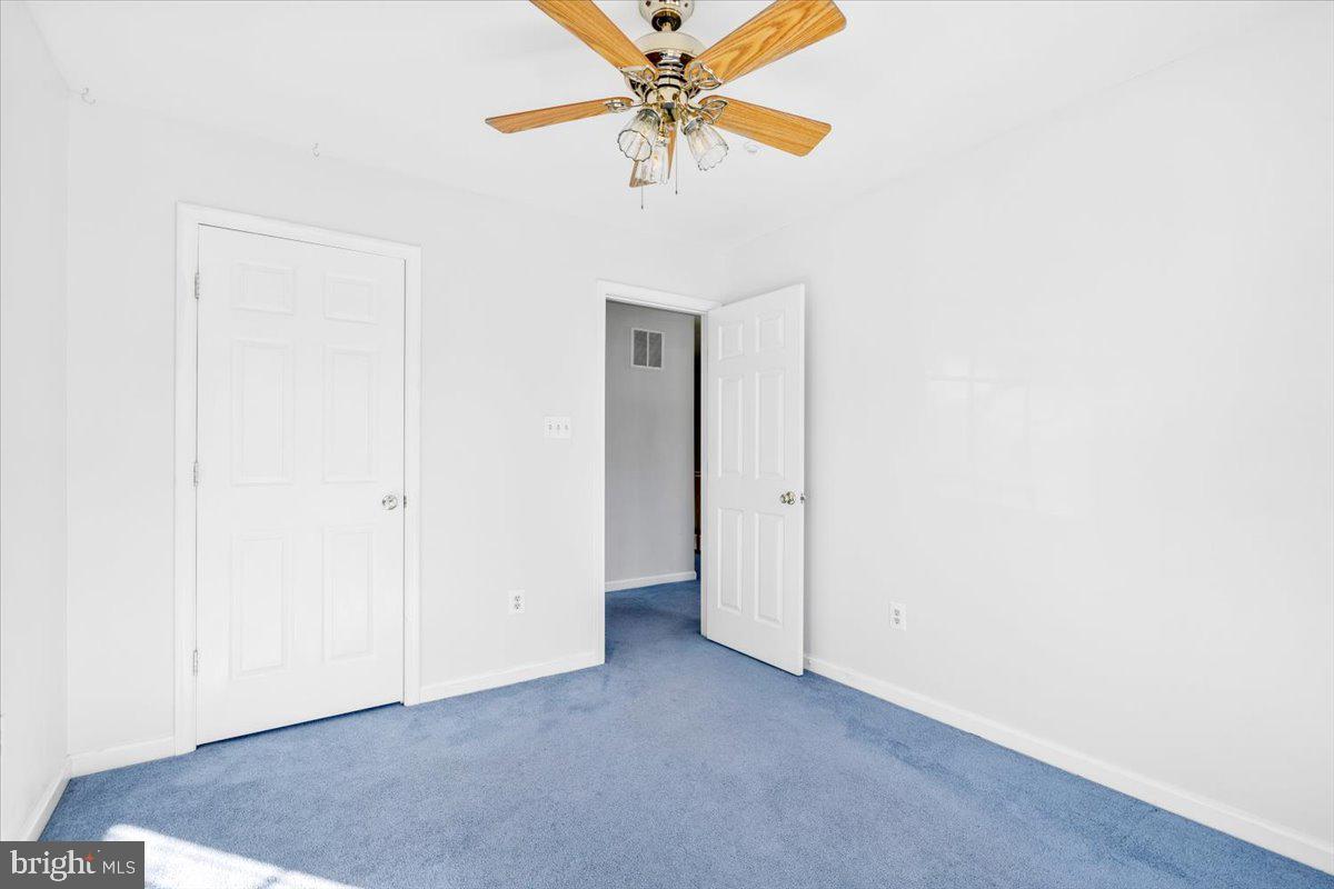 214 MOSER CIRCLE