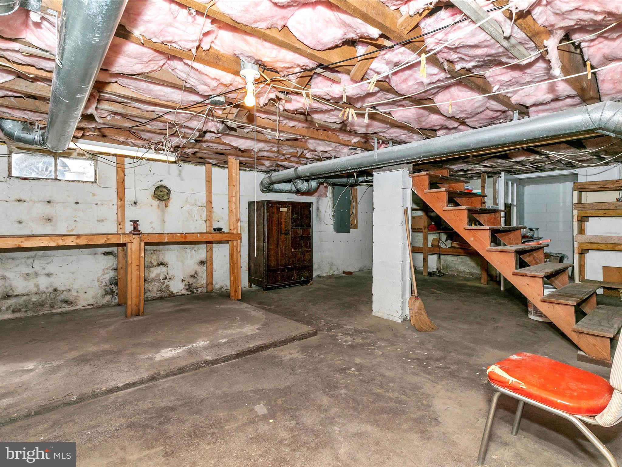 122 WATER STREET