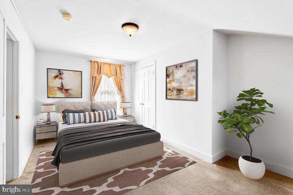257 W PATRICK STREET