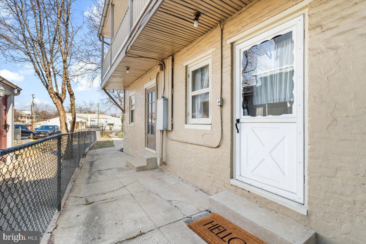 257 W PATRICK STREET