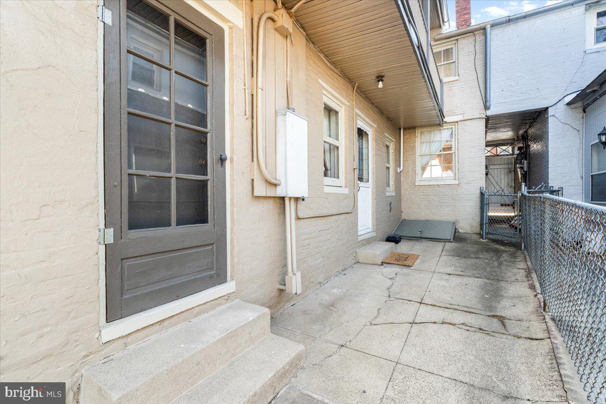 257 W PATRICK STREET
