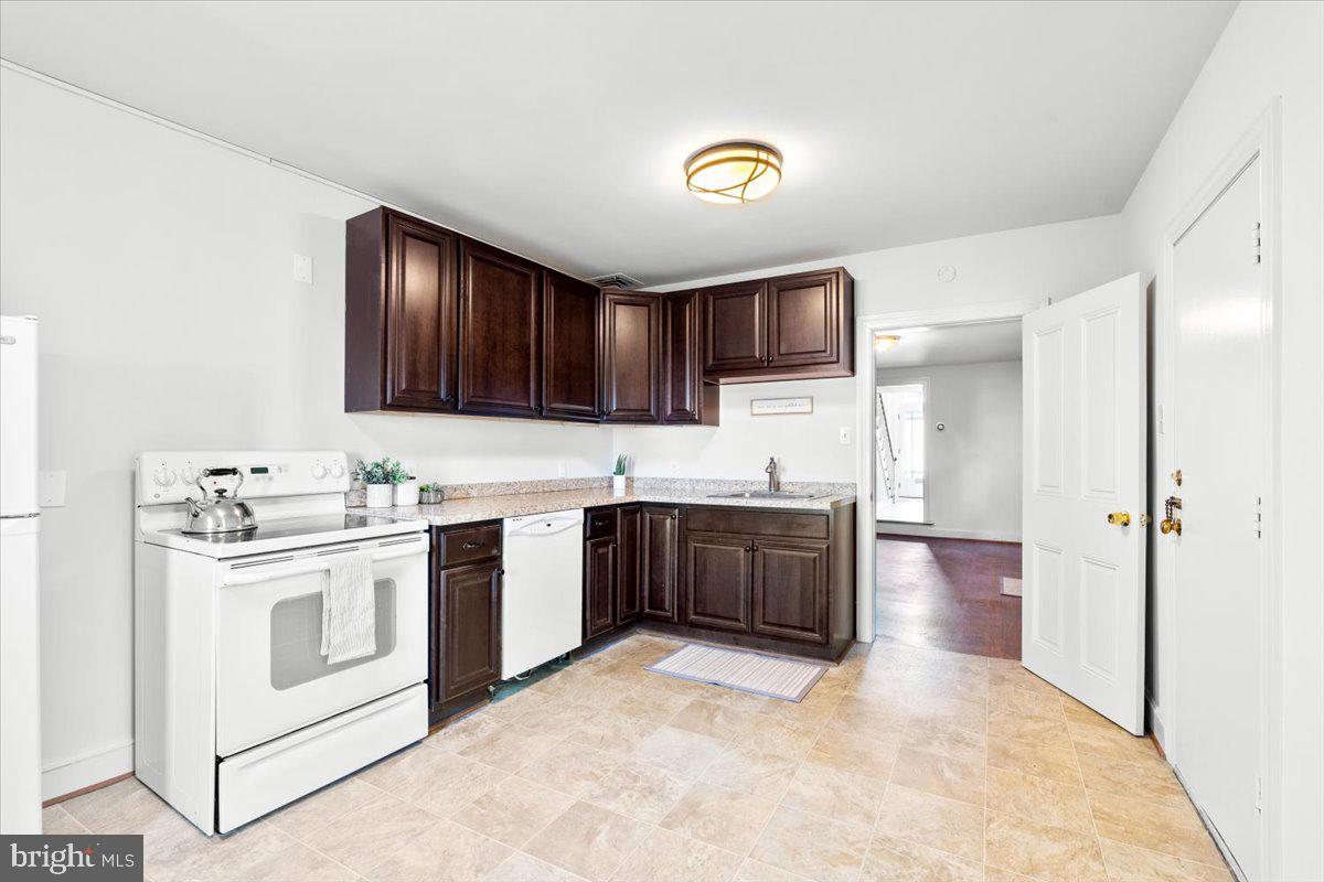 257 W PATRICK STREET