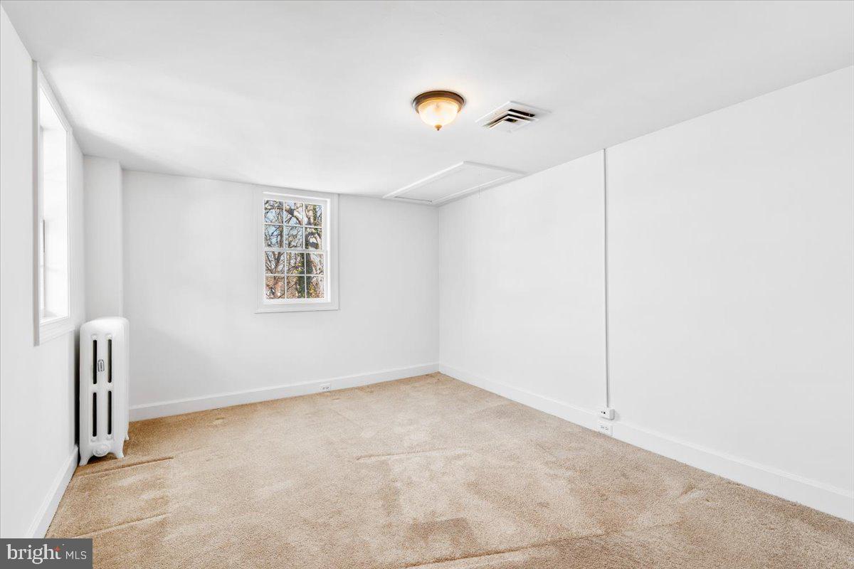 257 W PATRICK STREET