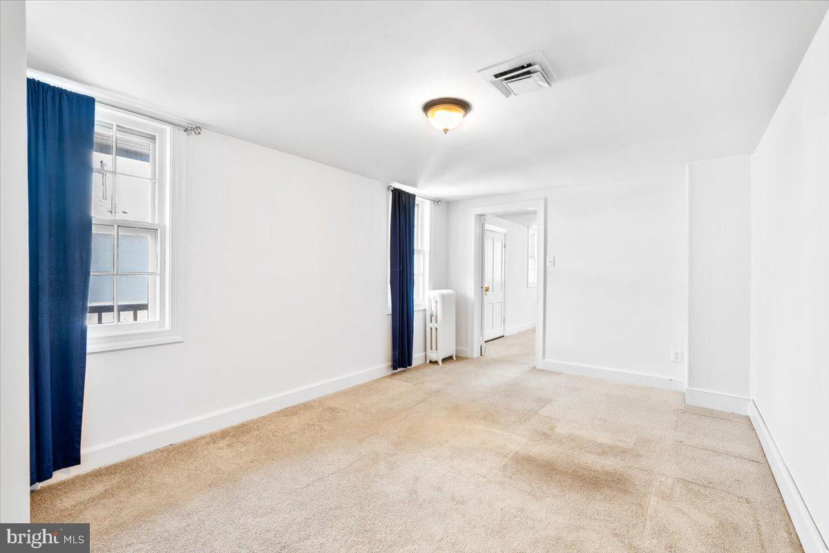 257 W PATRICK STREET