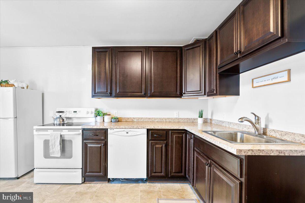 257 W PATRICK STREET