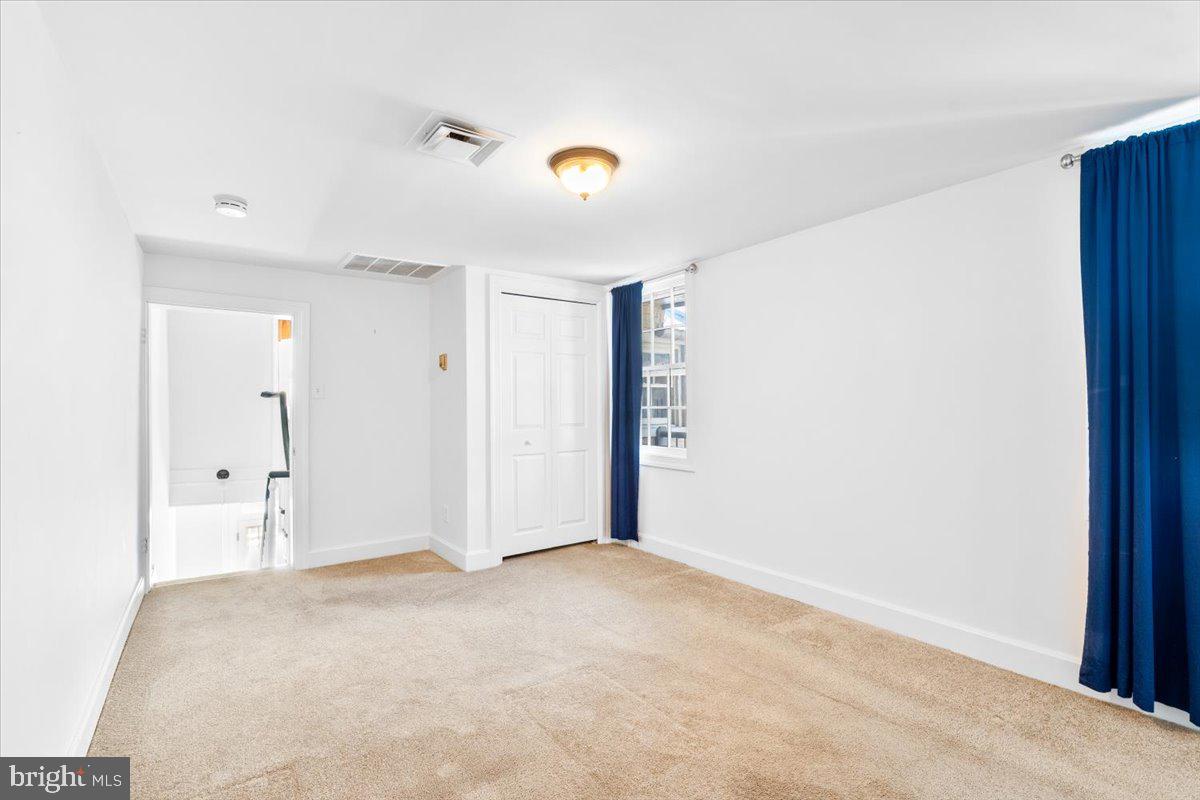257 W PATRICK STREET