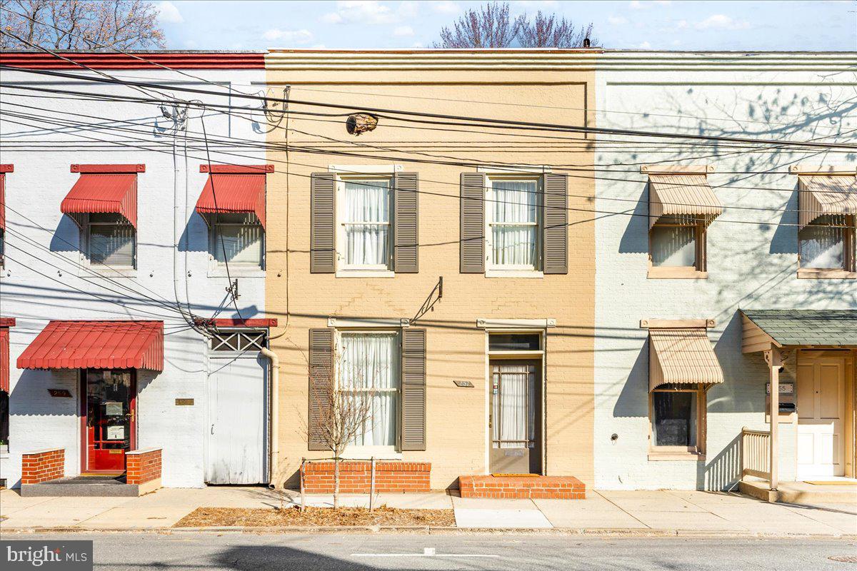 257 W PATRICK STREET