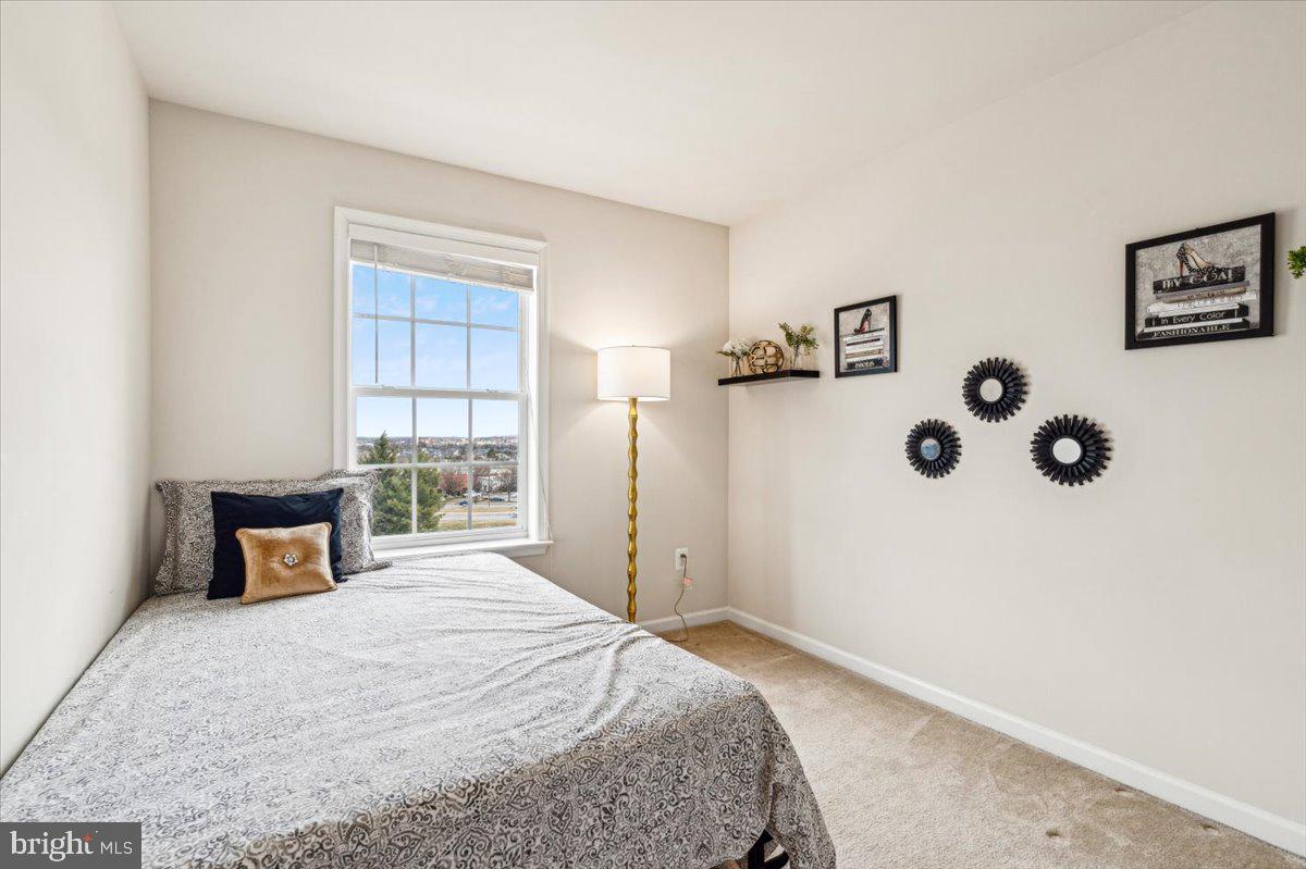 1106 FRONTLINE DRIVE