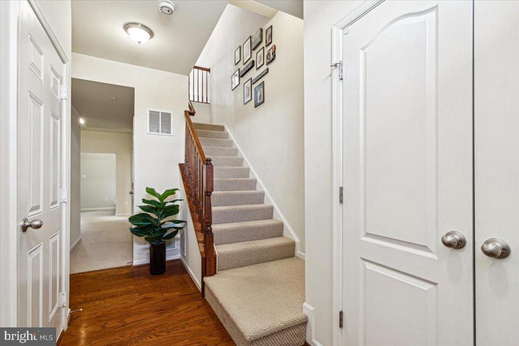1106 FRONTLINE DRIVE