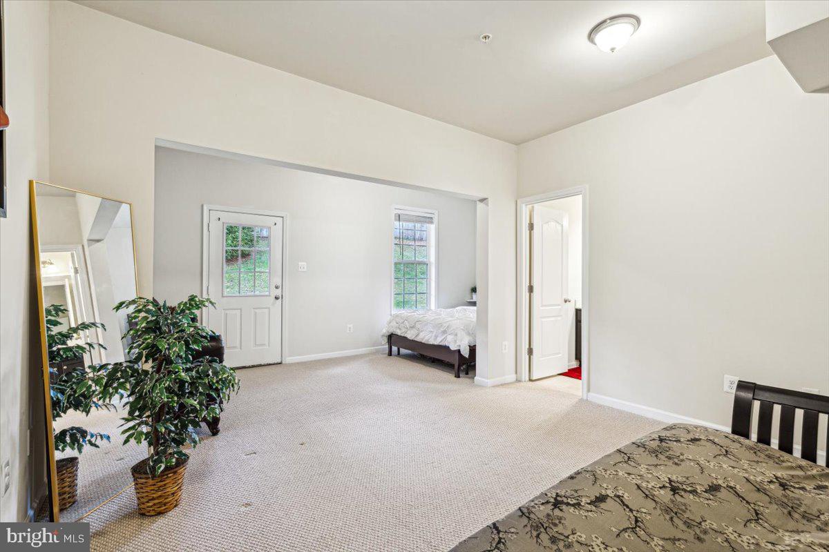 1106 FRONTLINE DRIVE