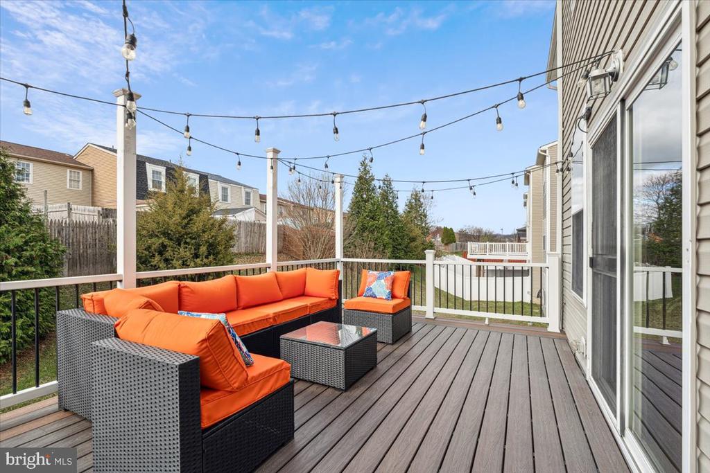 1106 FRONTLINE DRIVE