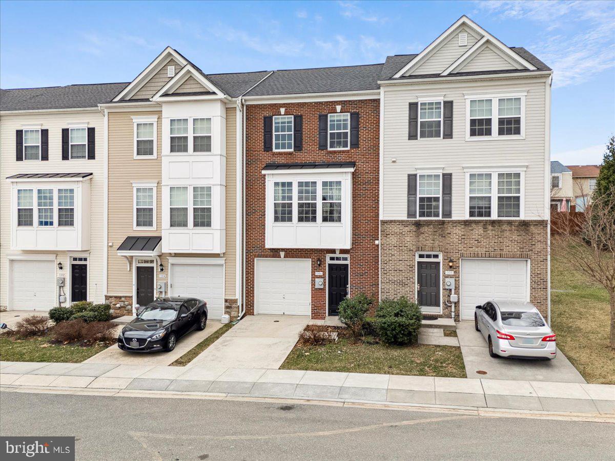 1106 FRONTLINE DRIVE