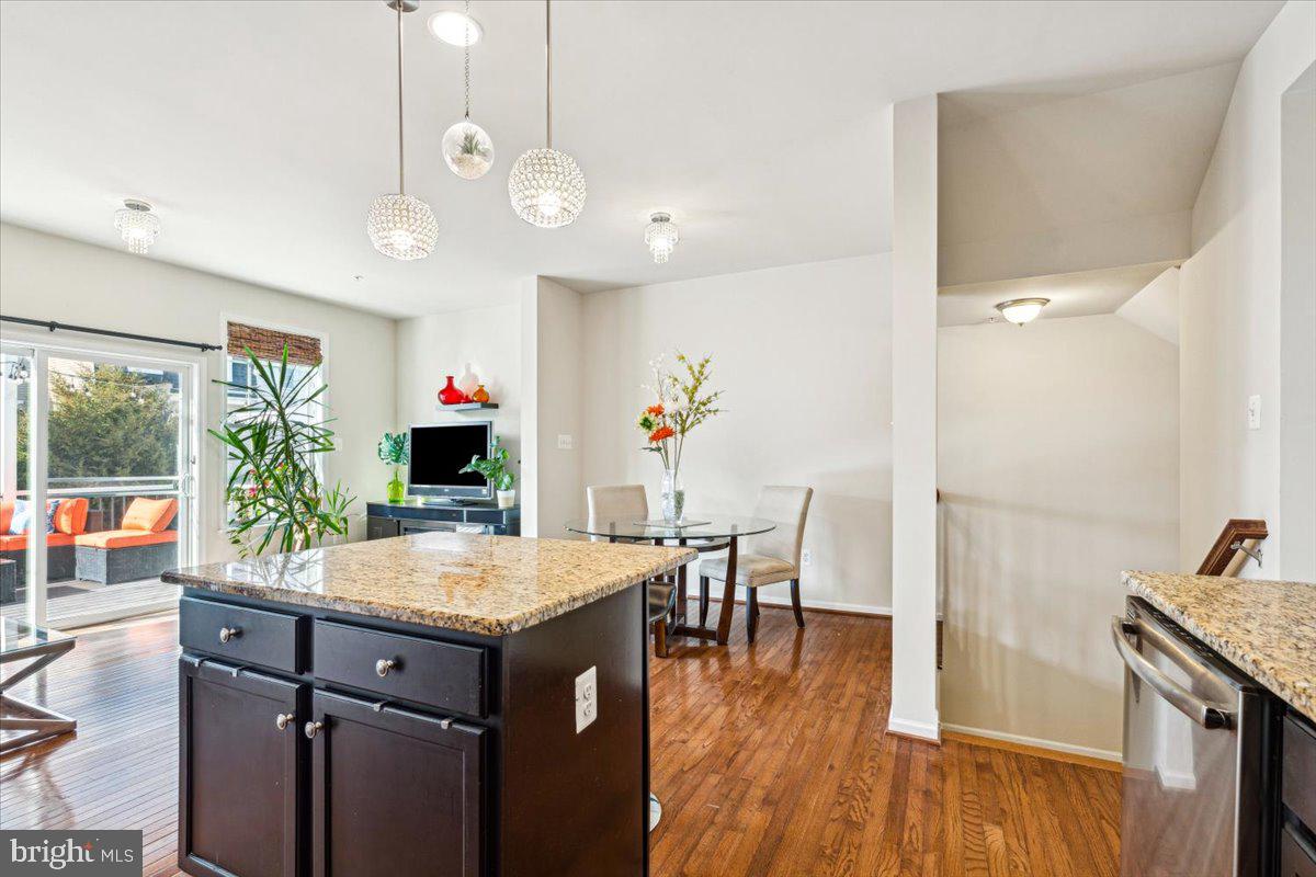 1106 FRONTLINE DRIVE
