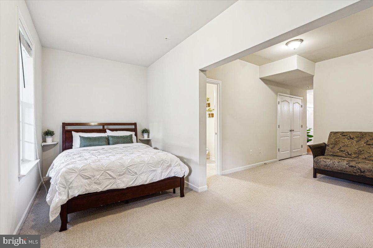 1106 FRONTLINE DRIVE