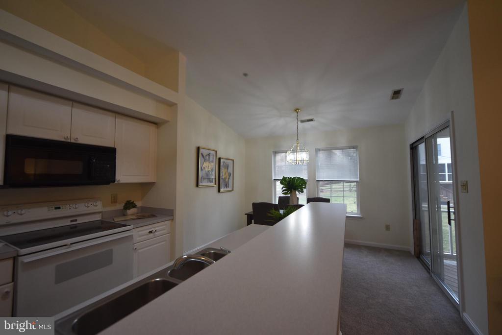 2402 DOMINION DRIVE 3B