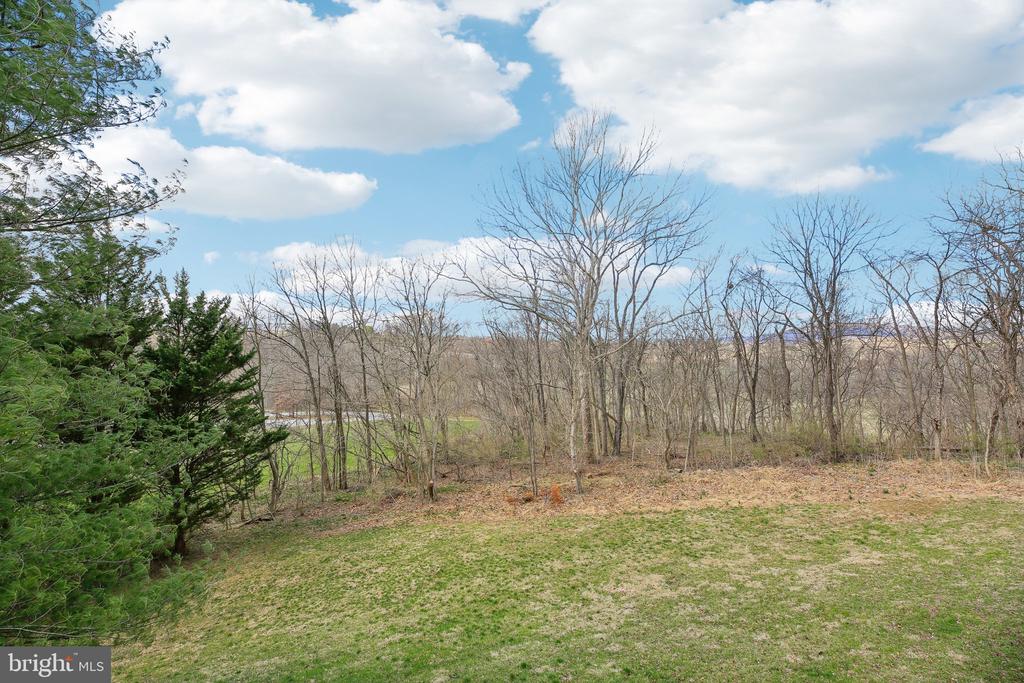 2 IVY HILL DRIVE