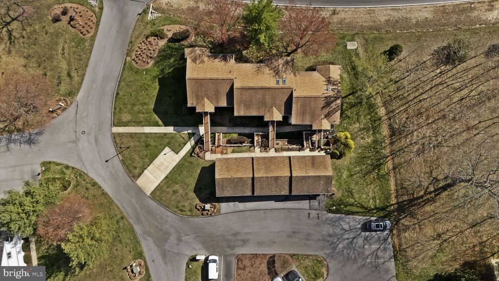 10253 REDTAIL COURT 201F