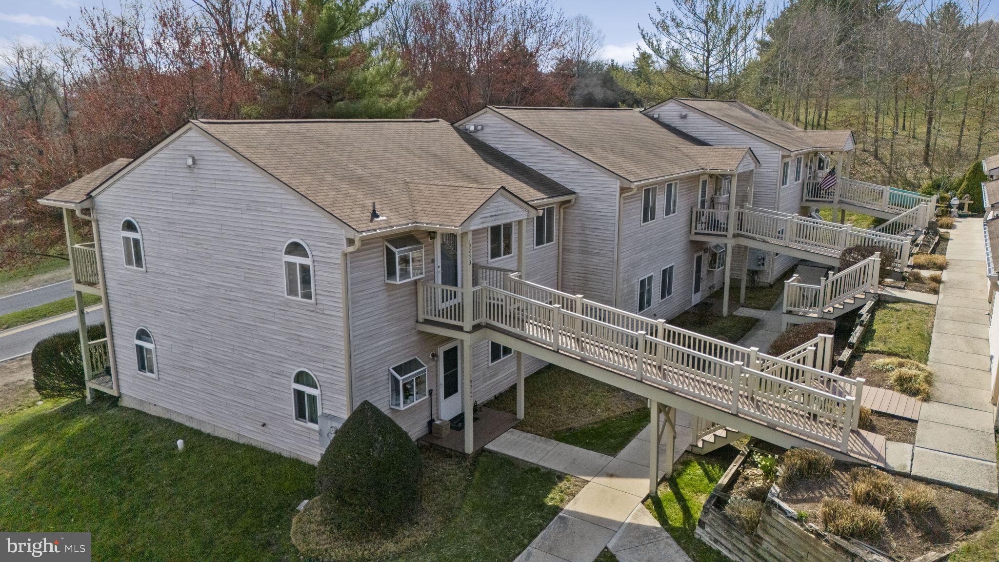 10253 REDTAIL COURT 201F