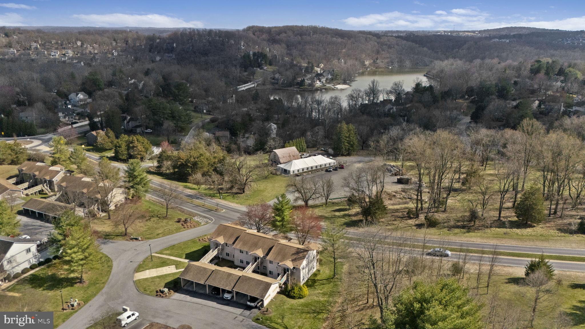 10253 REDTAIL COURT 201F