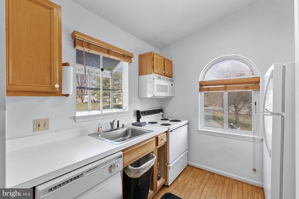10253 REDTAIL COURT 201F