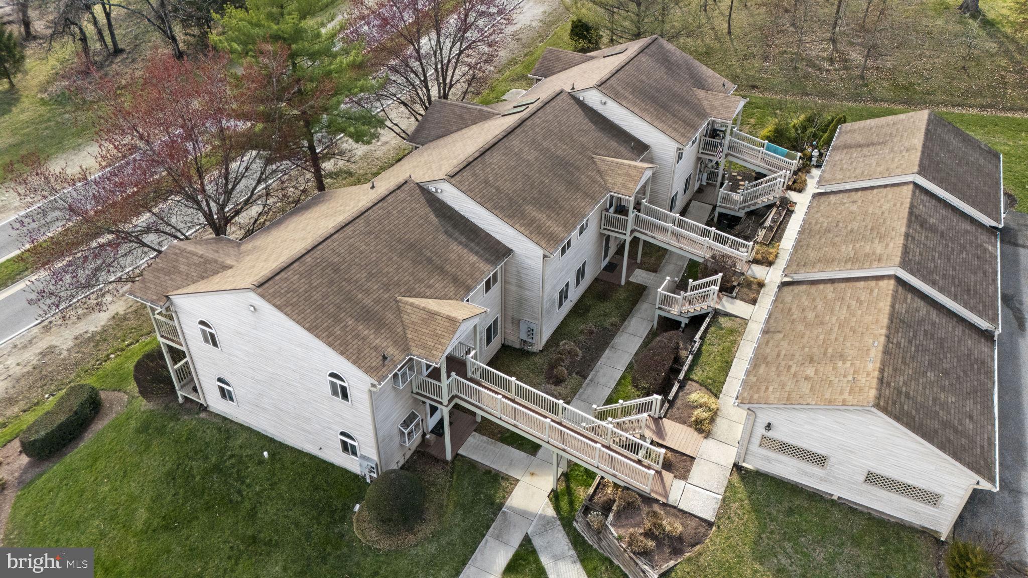 10253 REDTAIL COURT 201F