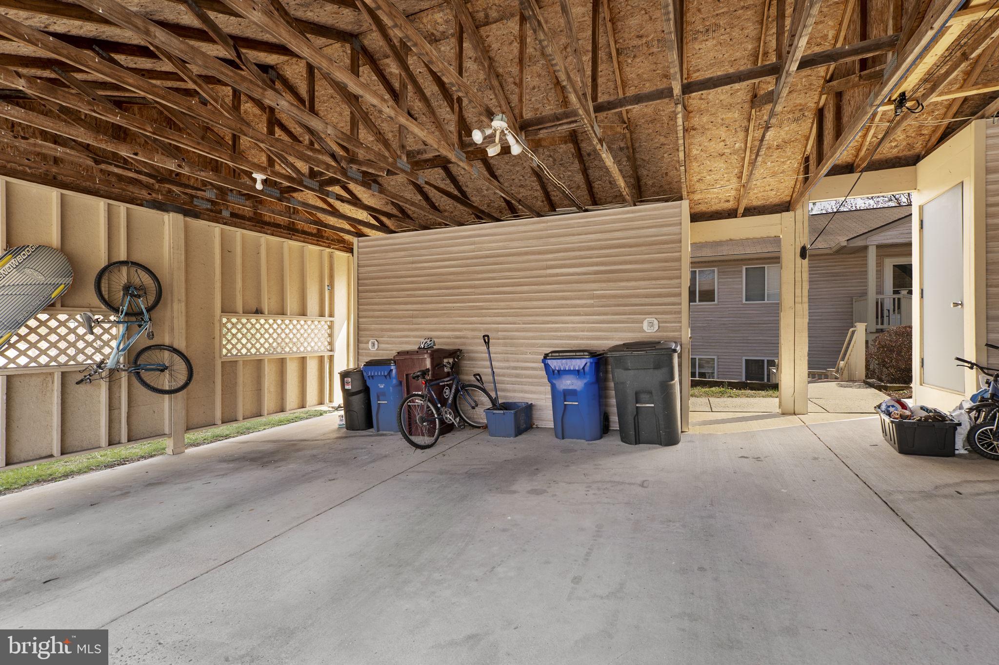 10253 REDTAIL COURT 201F