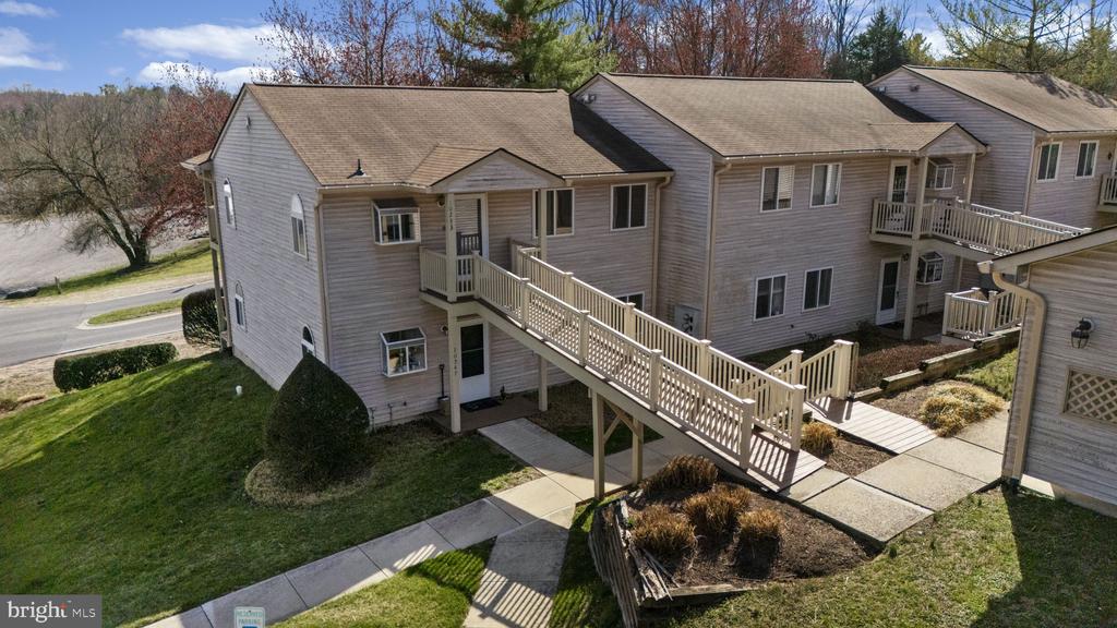 10253 REDTAIL COURT 201F