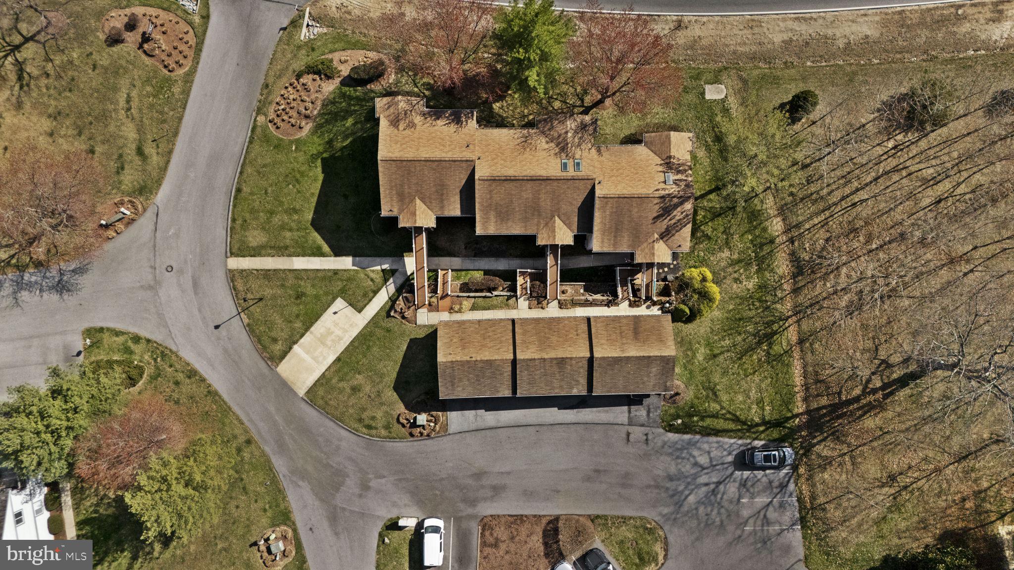 10253 REDTAIL COURT 201F