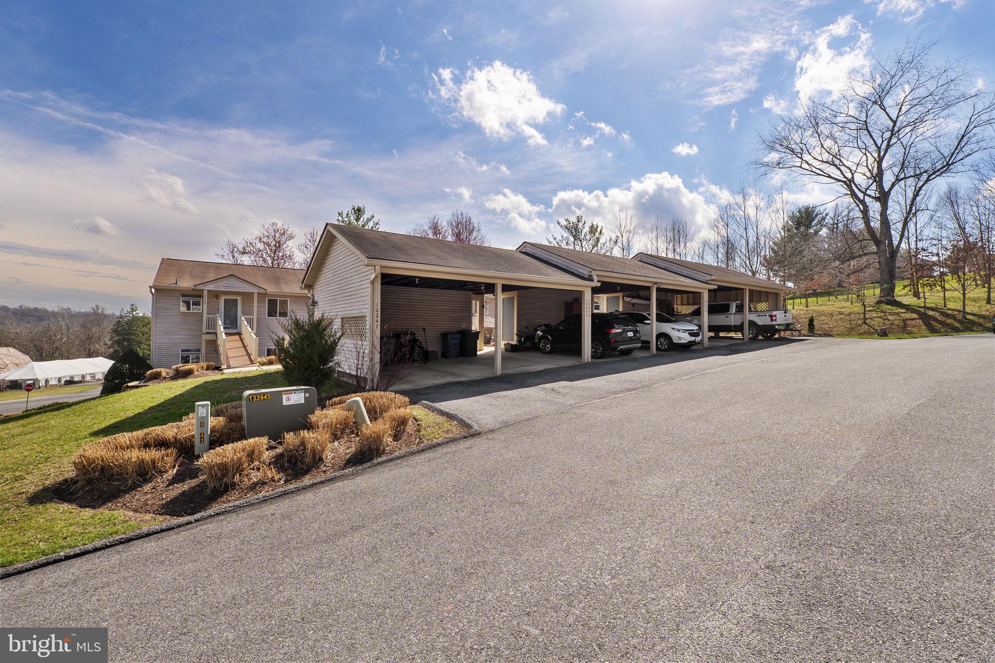 10253 REDTAIL COURT 201F