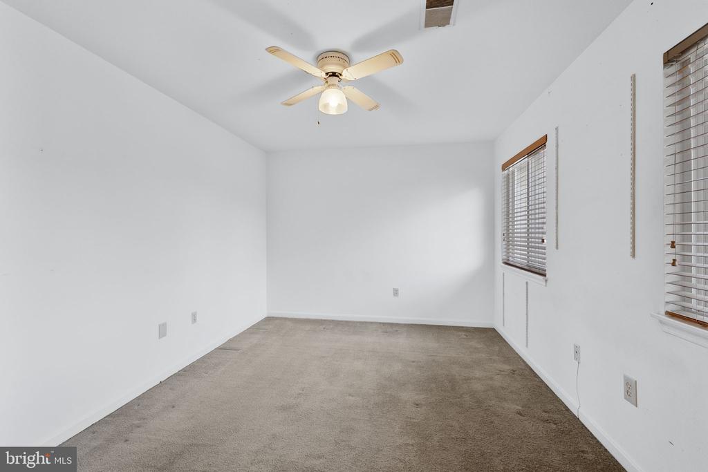 10253 REDTAIL COURT 201F