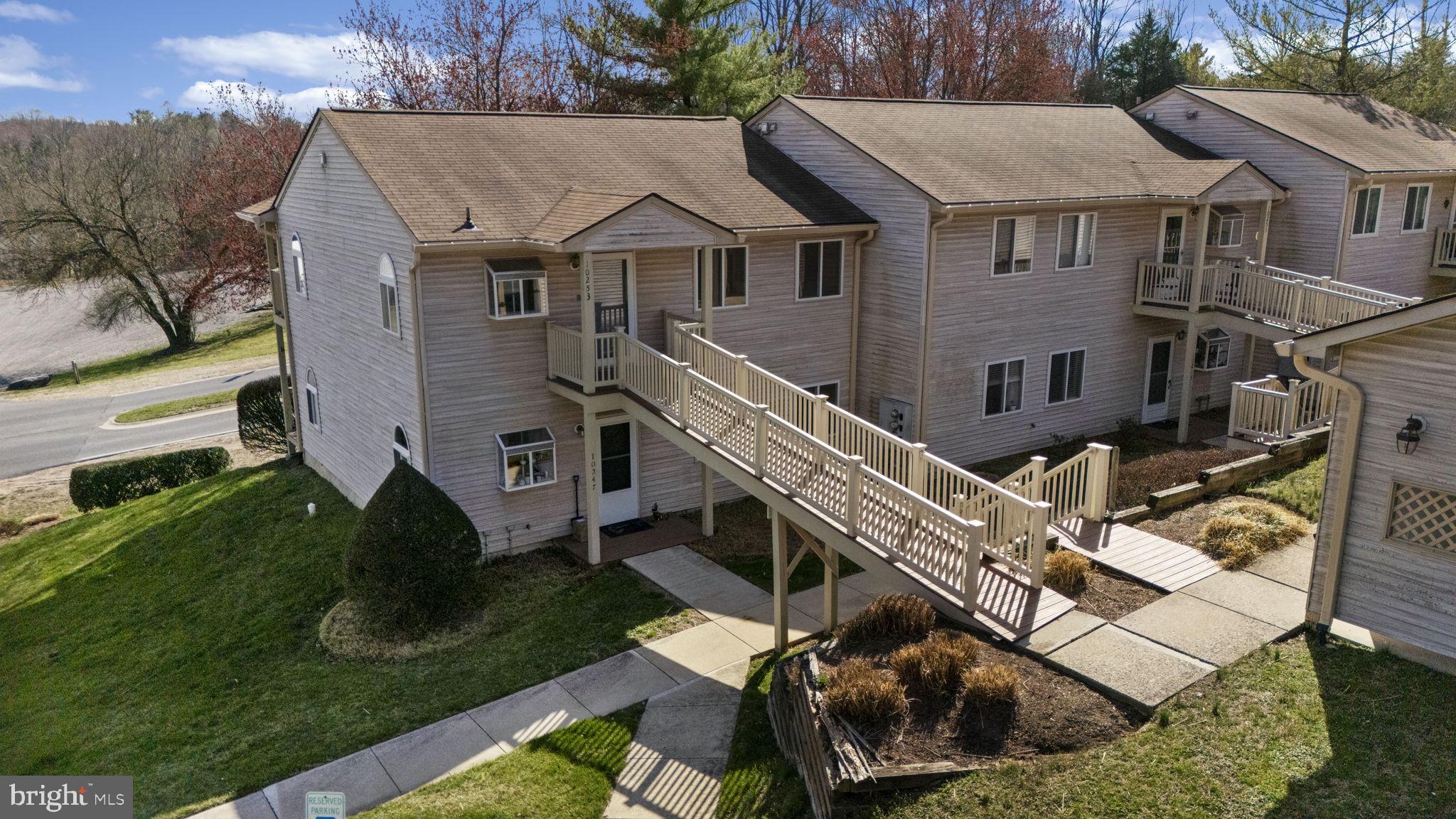 10253 REDTAIL COURT 201F