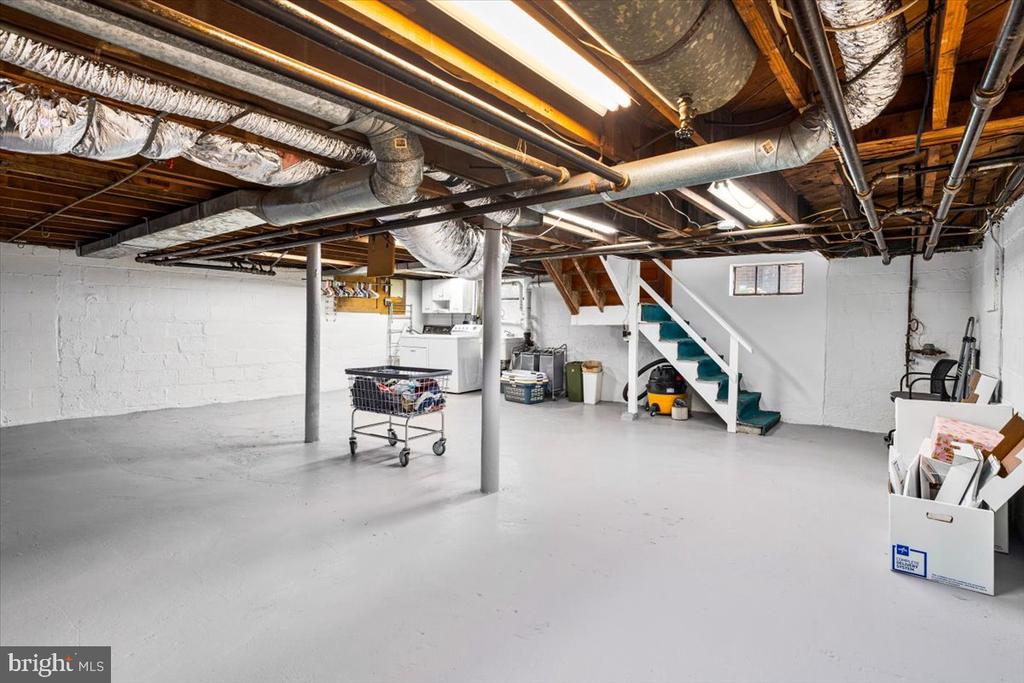 623 WILSON PLACE