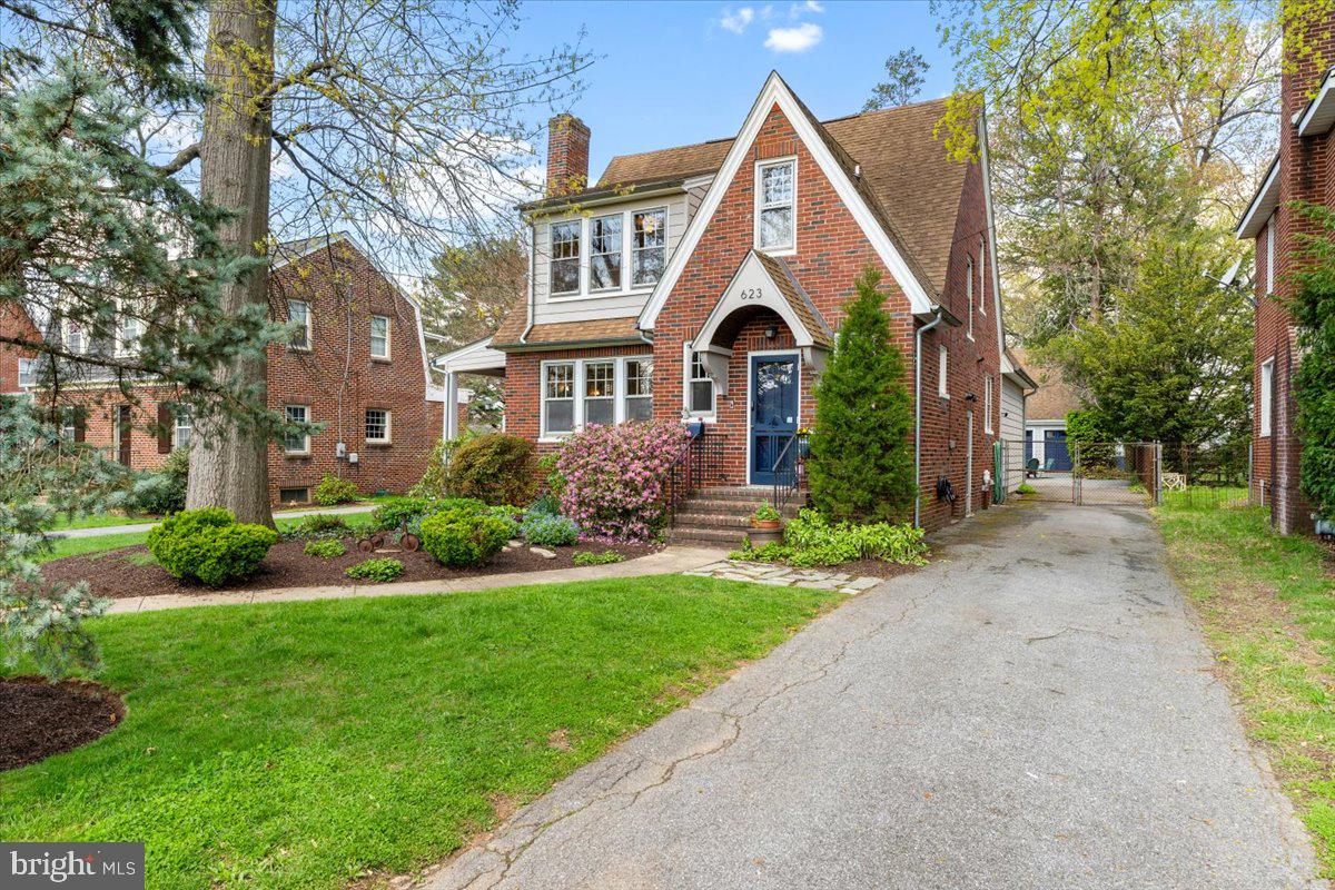 623 WILSON PLACE
