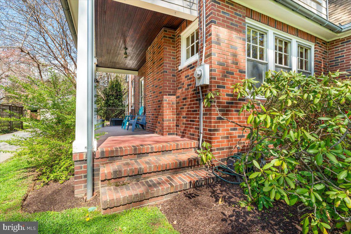 623 WILSON PLACE