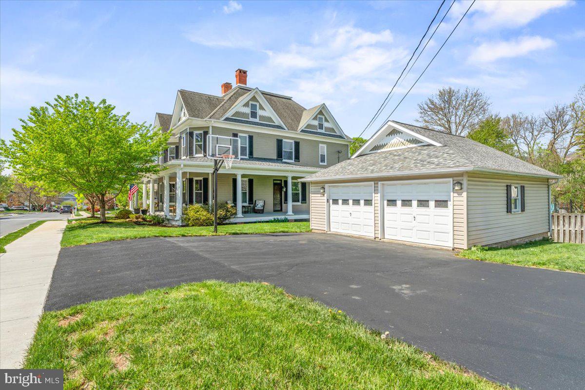 109 BROAD STREET