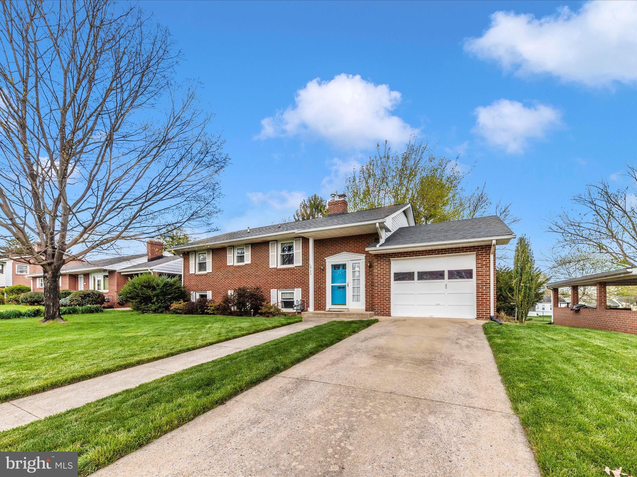 611 WYNGATE DRIVE