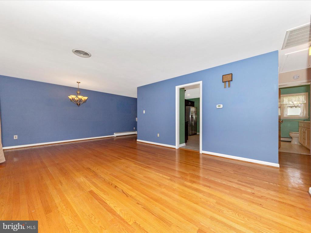 611 WYNGATE DRIVE