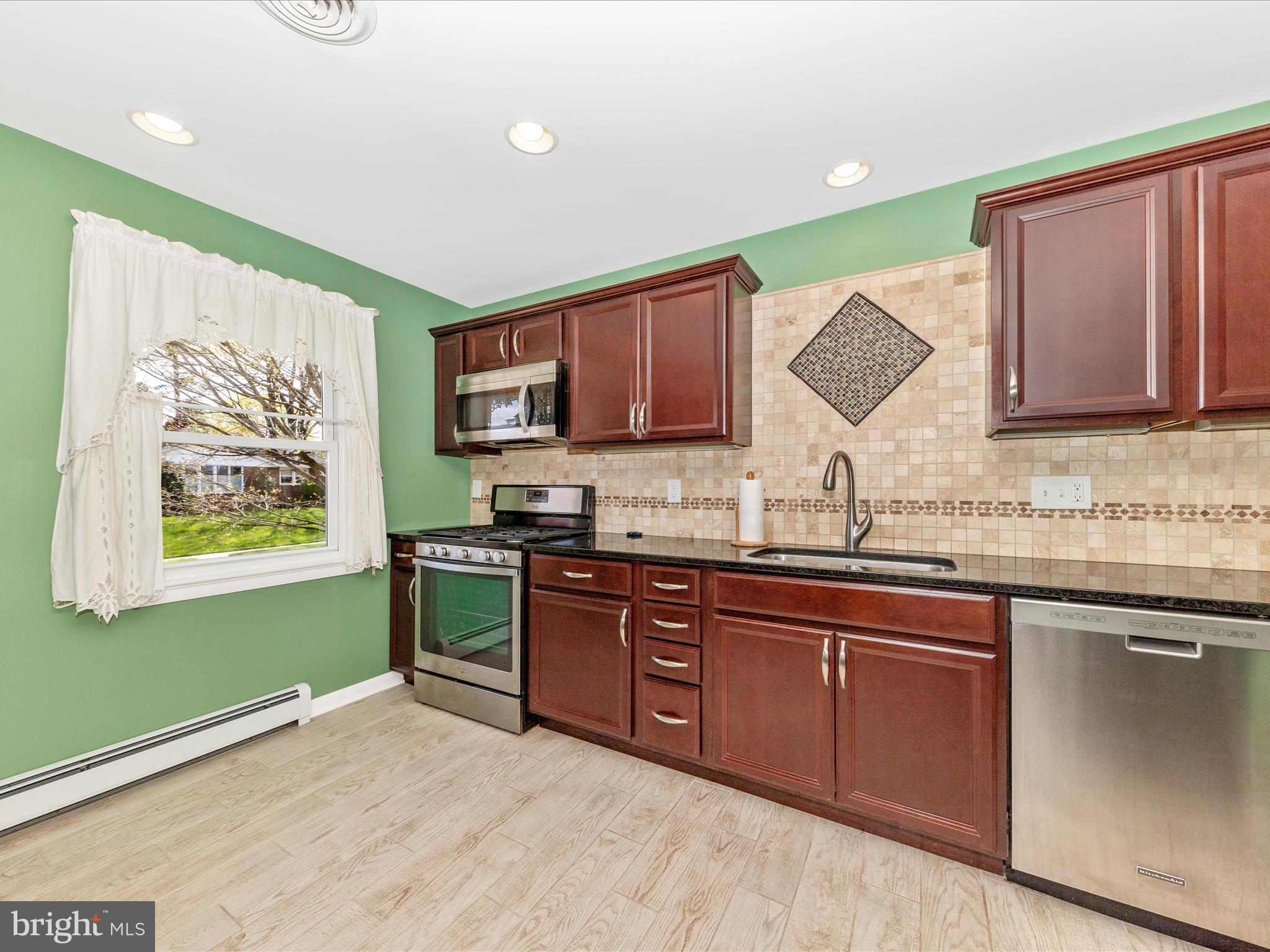 611 WYNGATE DRIVE