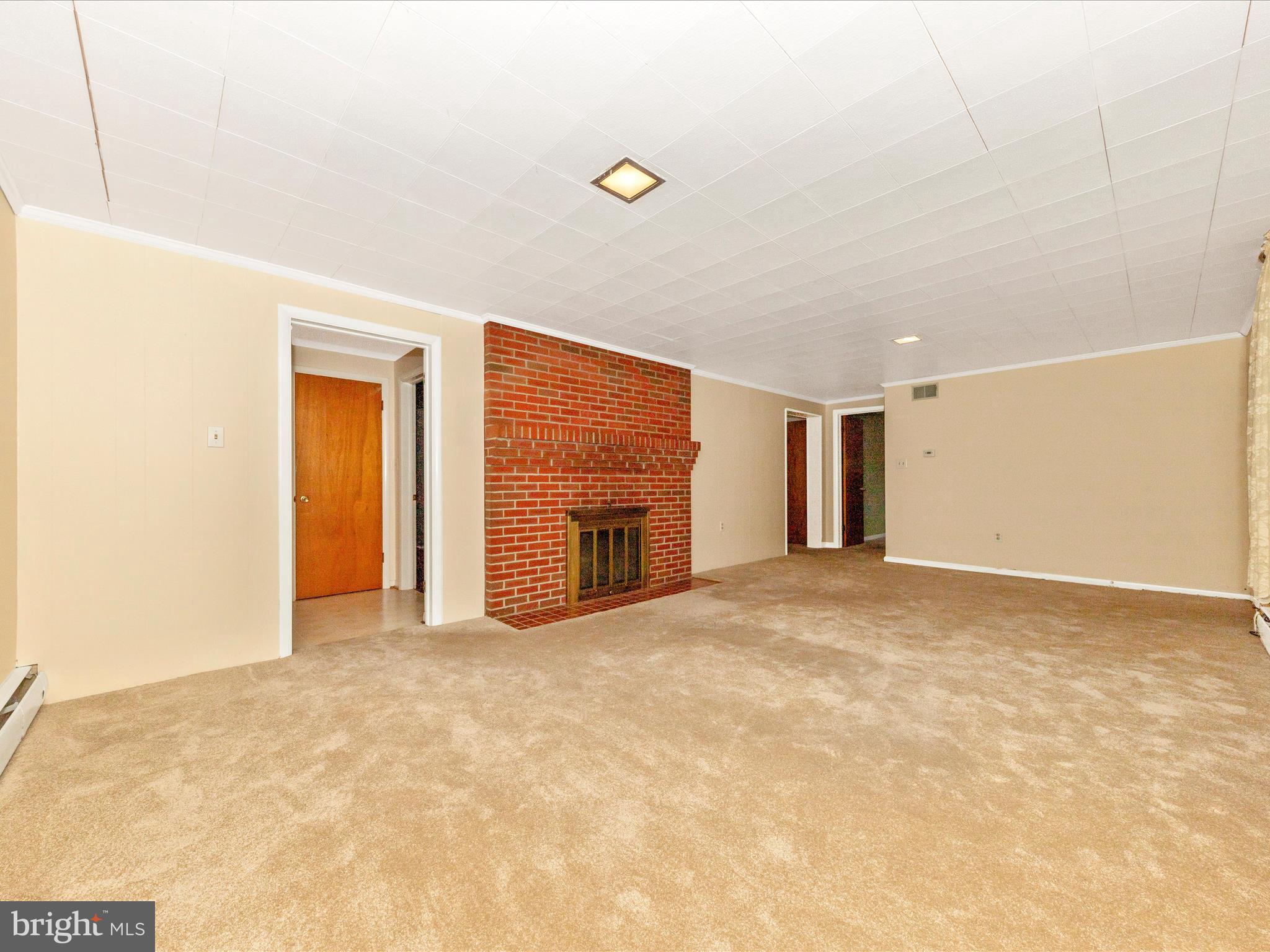 611 WYNGATE DRIVE