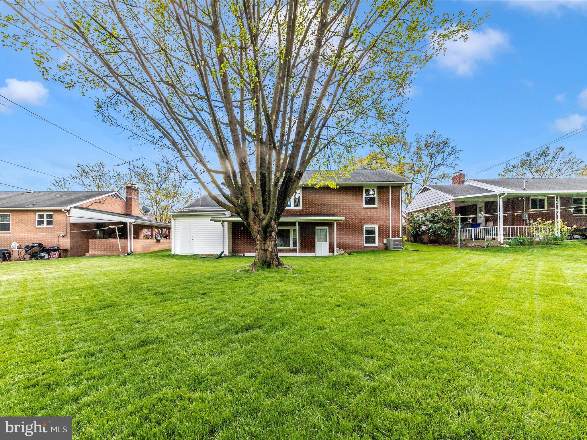 611 WYNGATE DRIVE