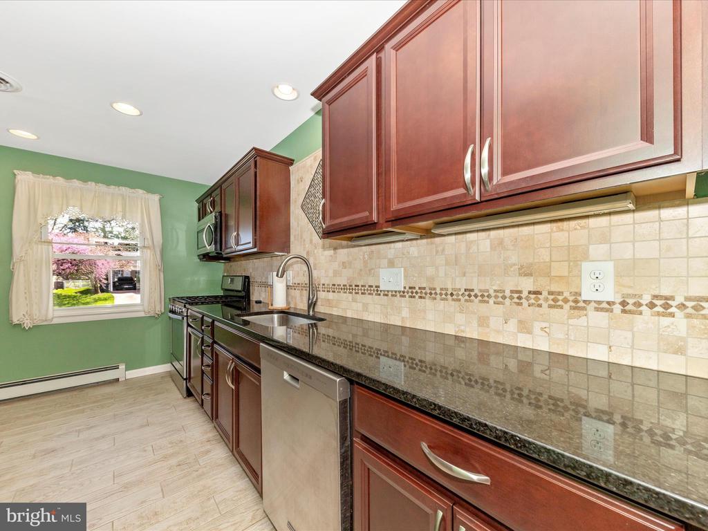 611 WYNGATE DRIVE