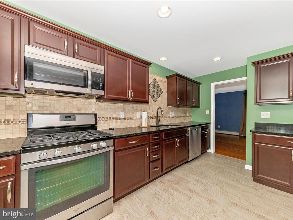 611 WYNGATE DRIVE