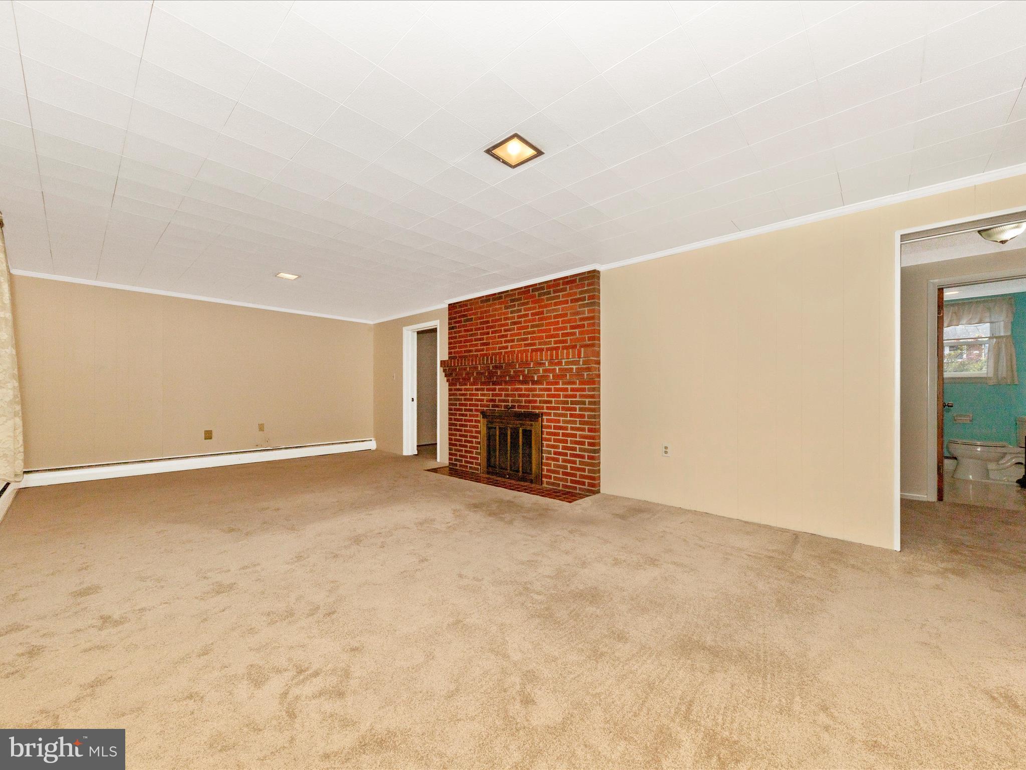 611 WYNGATE DRIVE