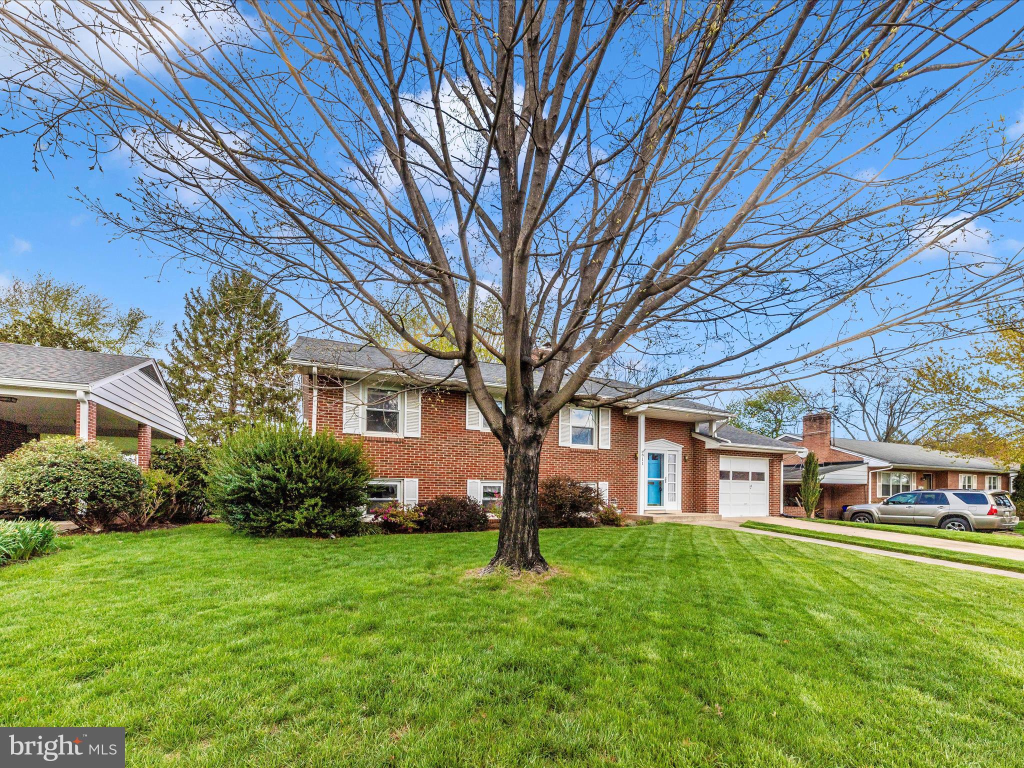 611 WYNGATE DRIVE