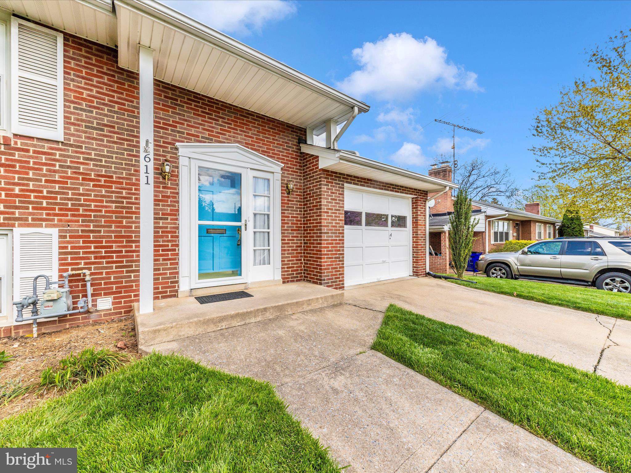 611 WYNGATE DRIVE