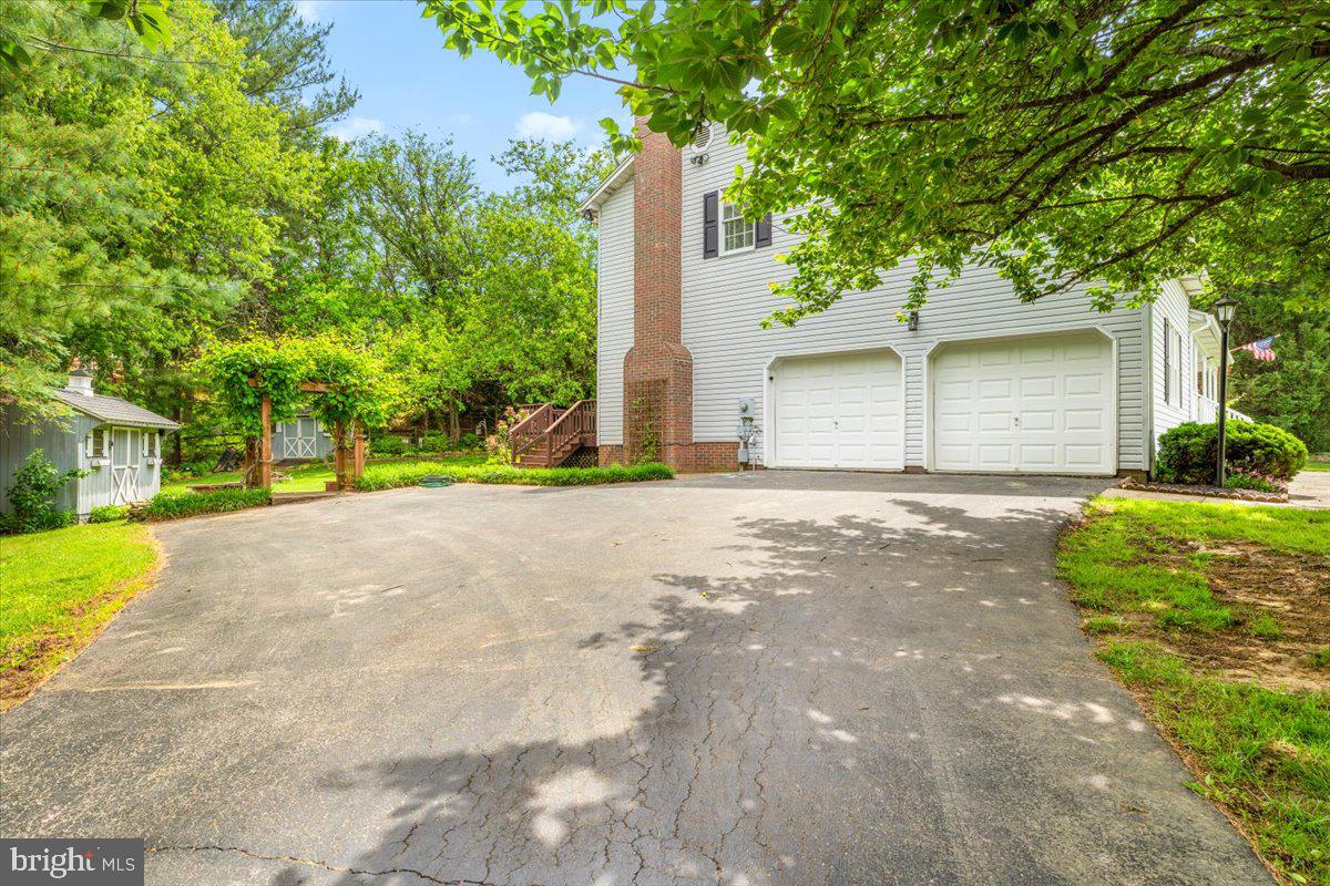7501 MASON COURT